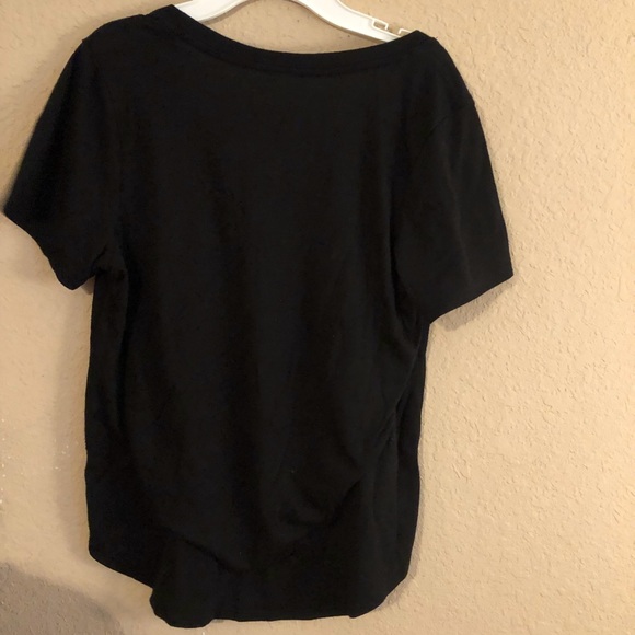 Beauty and the beast t shirt - Picture 4 of 4